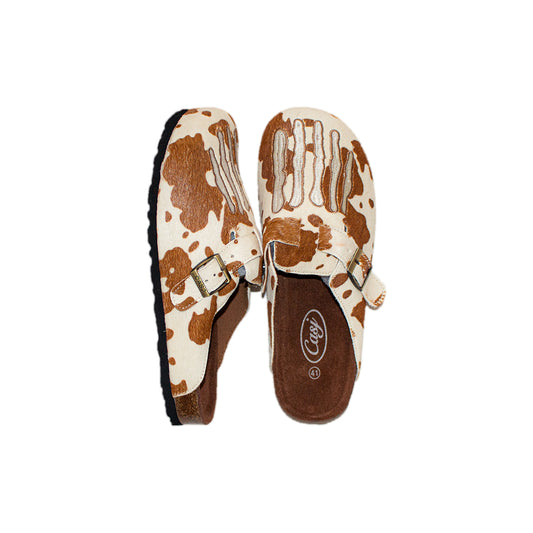 COW SKELLY BROWN CLOGS