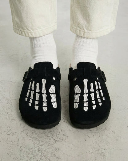 SKELLY FUR CLOGS BLACK